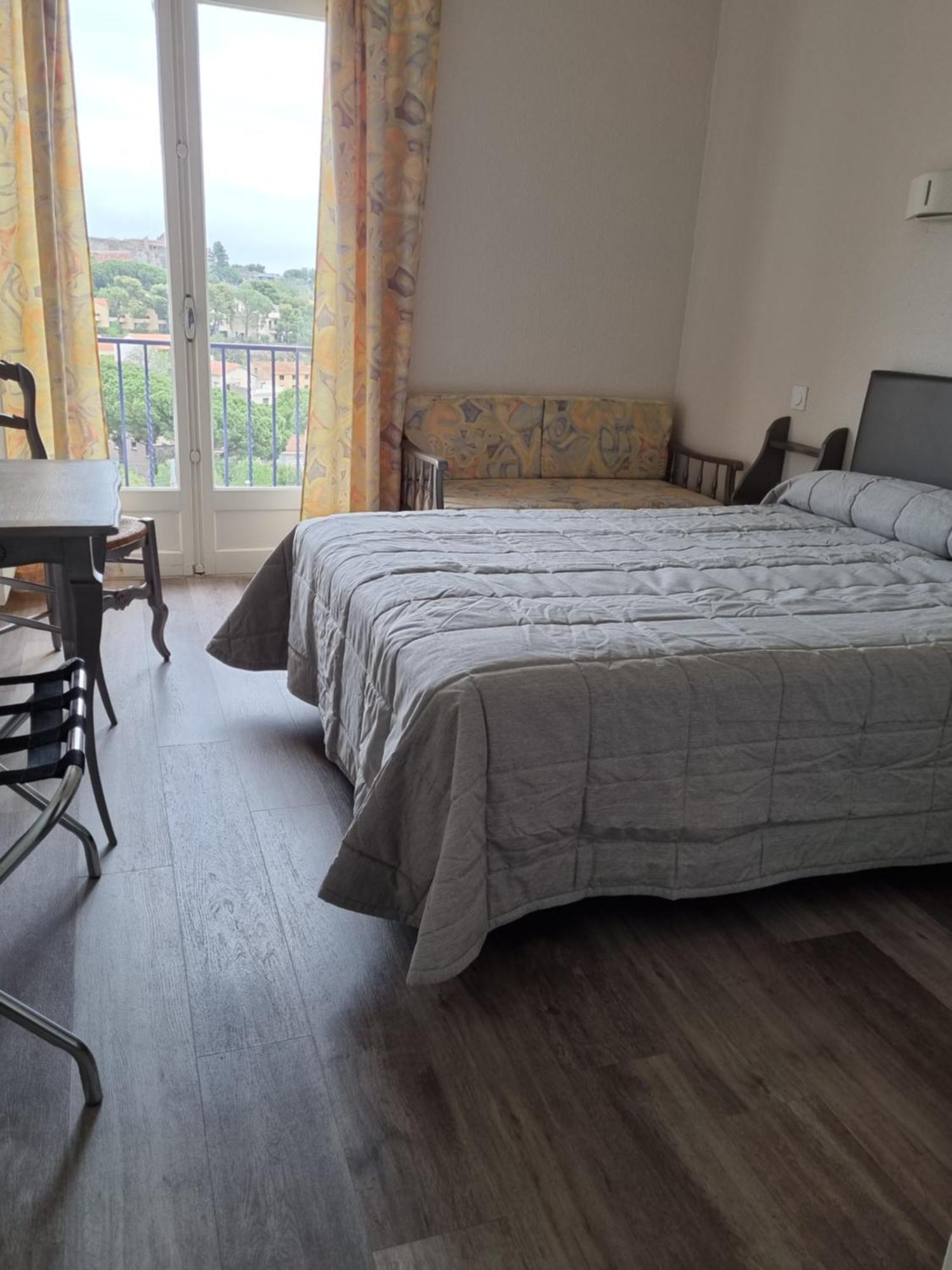 Hotel Ambeille Vue Mer Collioure Exterior photo