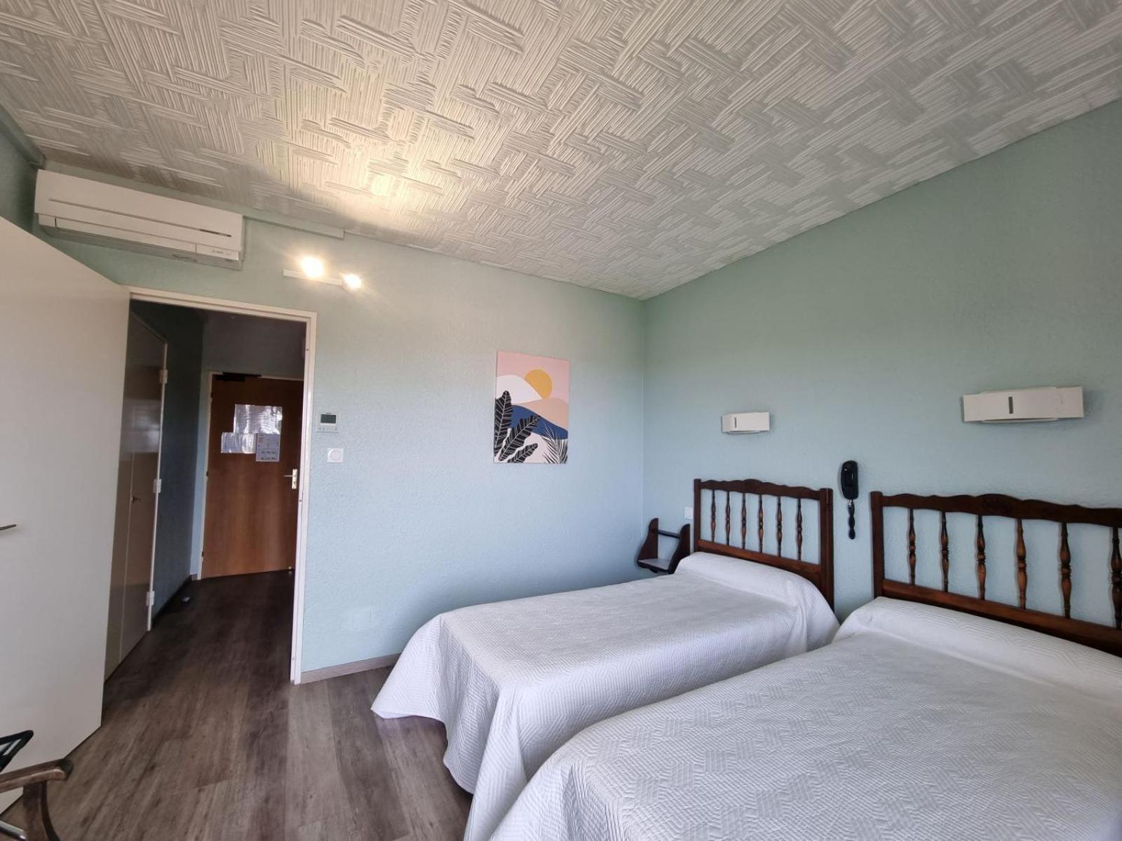 Hotel Ambeille Vue Mer Collioure Exterior photo