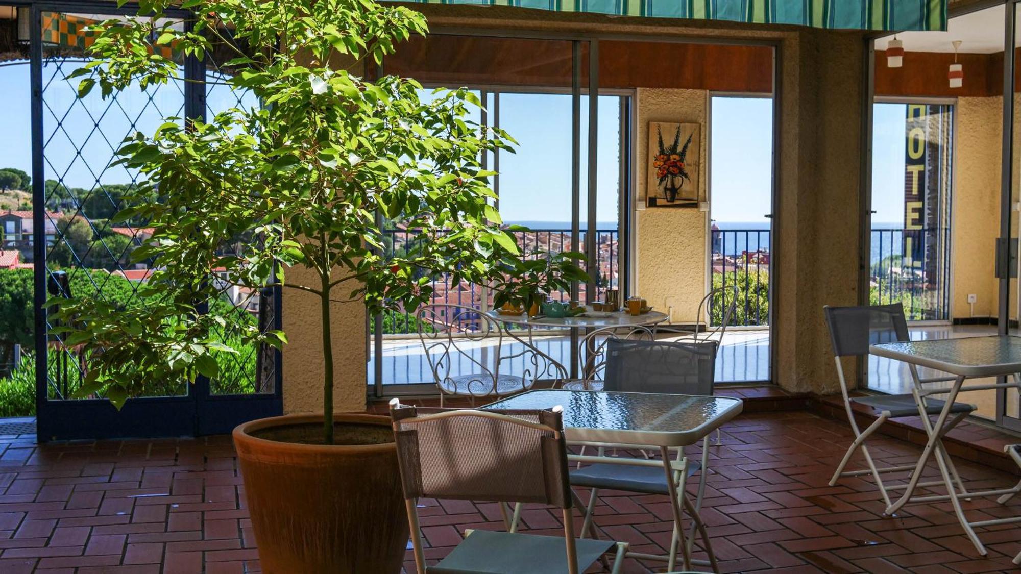 Hotel Ambeille Vue Mer Collioure Exterior photo
