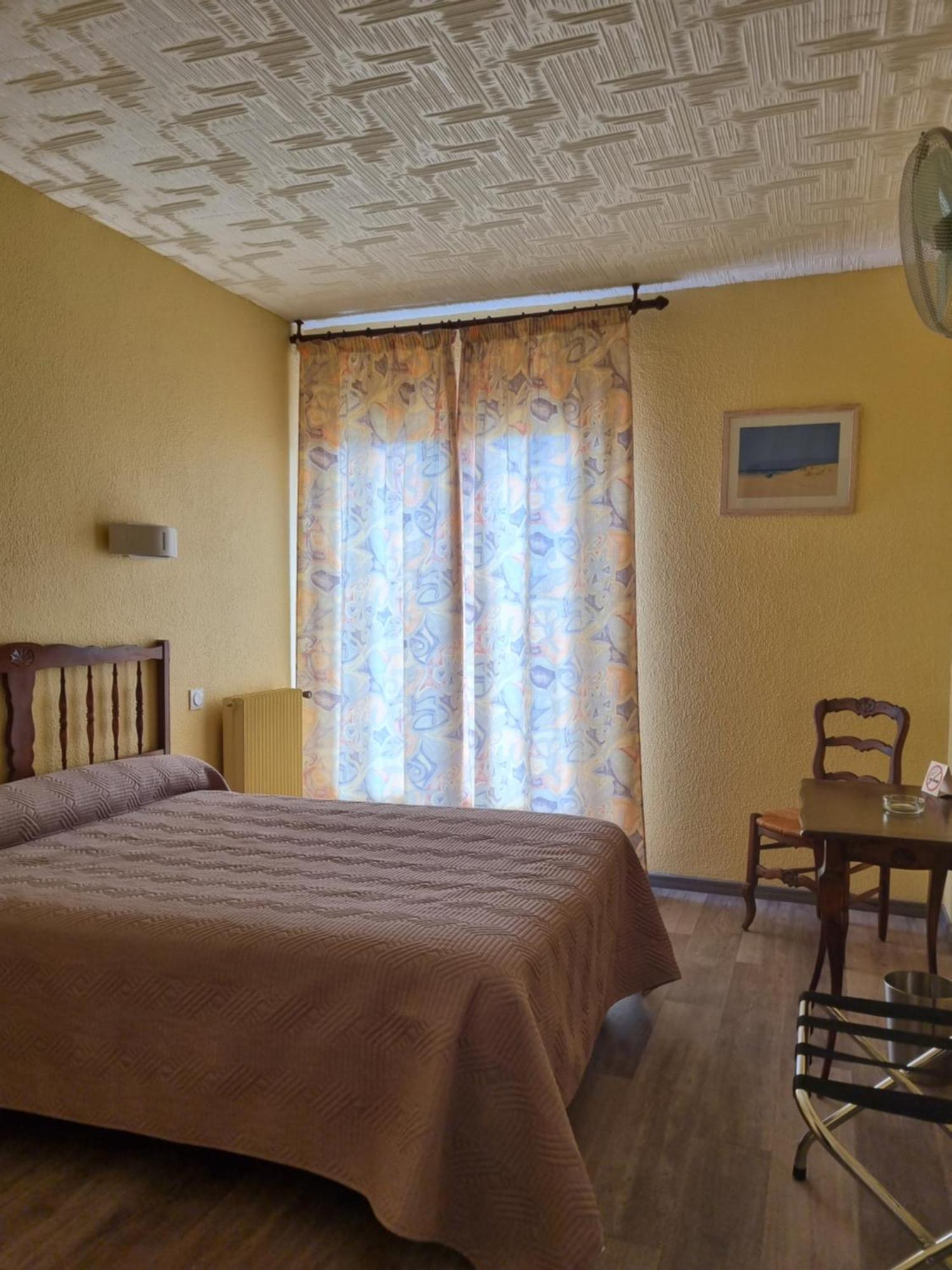 Hotel Ambeille Vue Mer Collioure Exterior photo